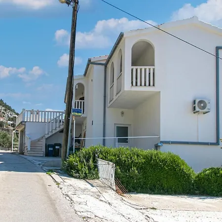 5975d Apartment *