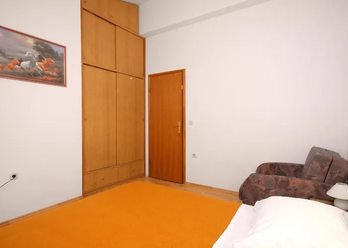 5975d Apartment